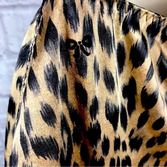 Vintage Victoria’s Secret Satin Garter Thong Skirt NWOT - Picture 3 of 9